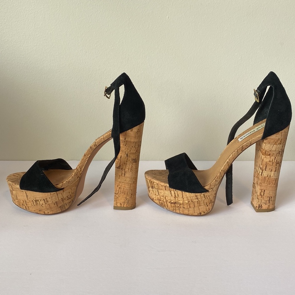 Steve Madden cork platforms sandals - Picture 6 of 6